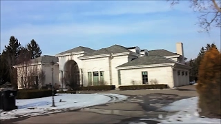 BLOOMFIELD HILLS MI ONE OF DETROITS WEALTHIEST SUBURBS [upl. by Kirst]