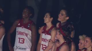 A Milli Kadın Basketbol Takımımıza Babalarından Büyük Sürpriz  Türk Hava Yolları [upl. by Adnolahs]