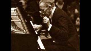 Rachmaninoff plays Chopin Nocturne Op 9 No 2 [upl. by Sunda]